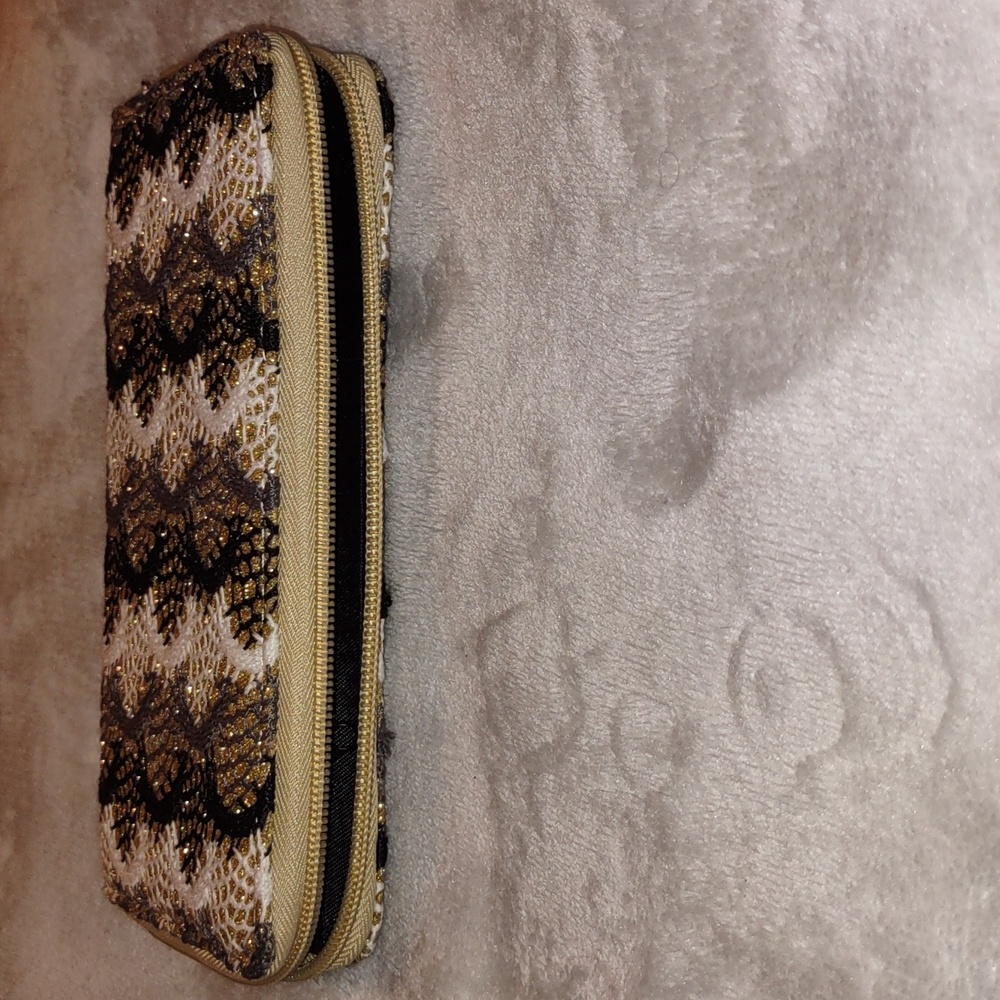 Wallet - Picture 3 of 4